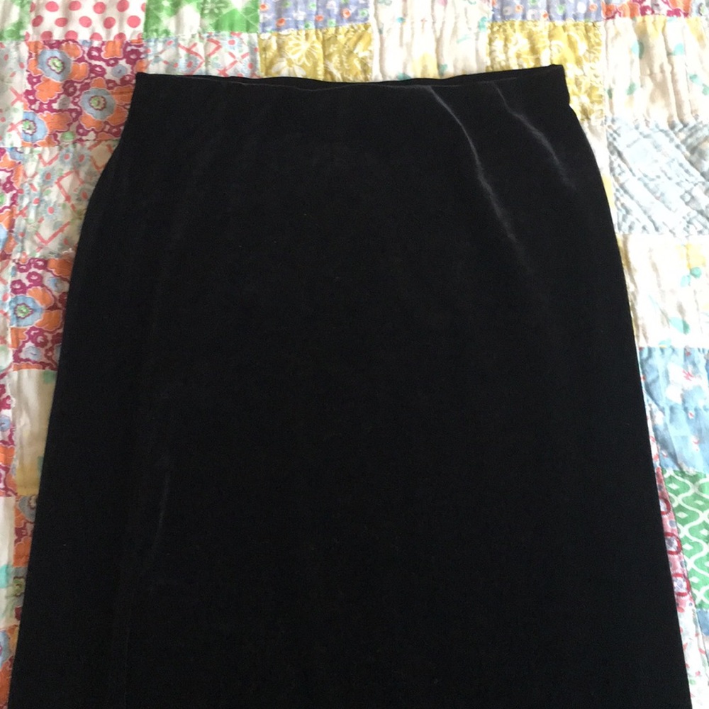 Black Velvet Maxi Skirt!!